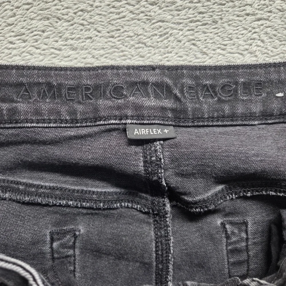 American Eagle Jeans Mens 34X32 Black Athletic‎ Skinny Mid Rise Distressed Denim